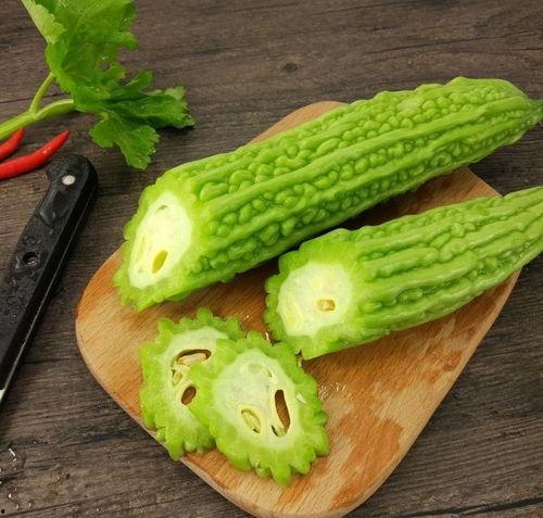 青运会吃瓜,揭秘赛场背后的趣味瞬间”